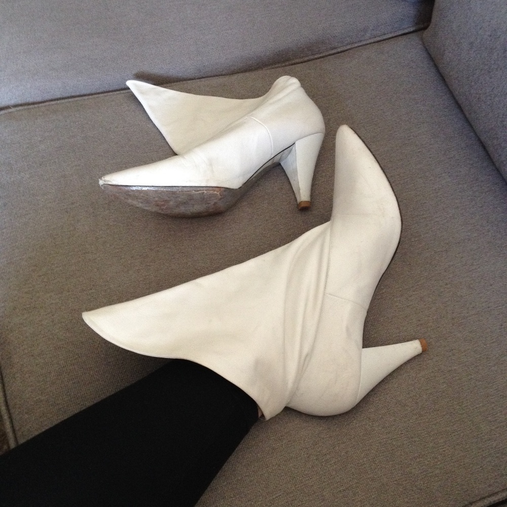 Givenchy White Leather Ankle Boots Size EU 40
